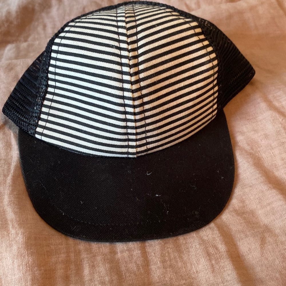 George’s Har infant trucker